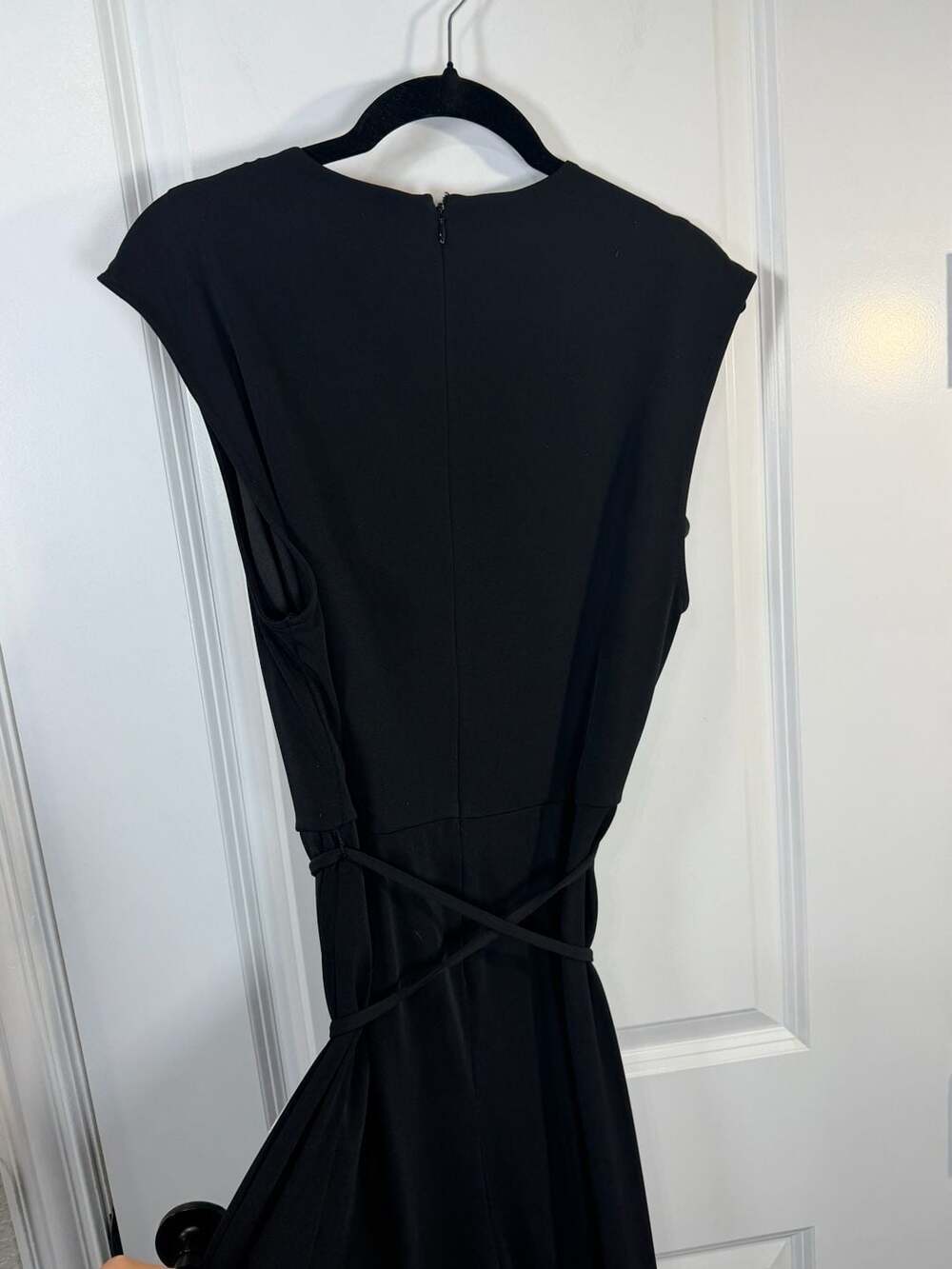 White House Black Market Matte Jersey V-Neck Jumpsuit, Size 4 - Picture 7 of 7